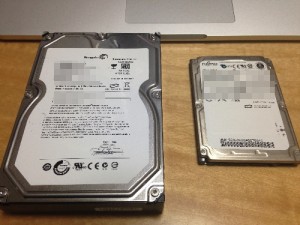 取り外されたHDD2つ